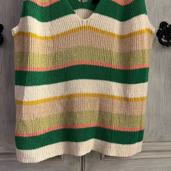 BCBGMaxAzria Colorful Striped Ribbed Knit V-Neck Sweater Bow Tank - Picture 4 of 8